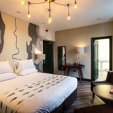 Eagle And Child, Ramsbottom Hotel บิวรี่ ภายนอก รูปภาพ