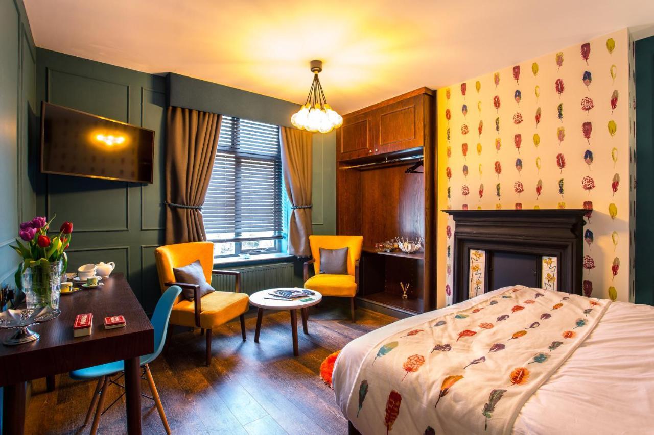 Eagle And Child, Ramsbottom Hotel บิวรี่ ภายนอก รูปภาพ