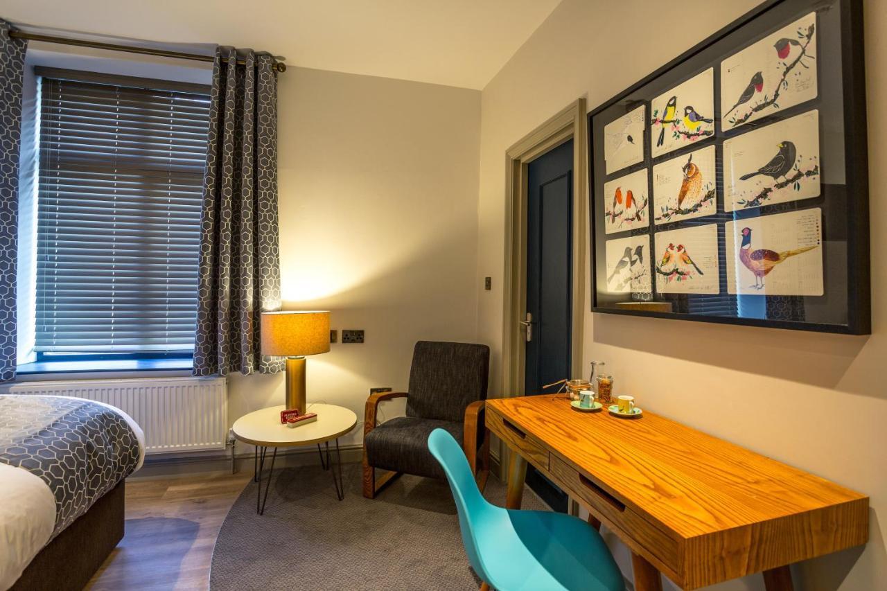 Eagle And Child, Ramsbottom Hotel บิวรี่ ภายนอก รูปภาพ
