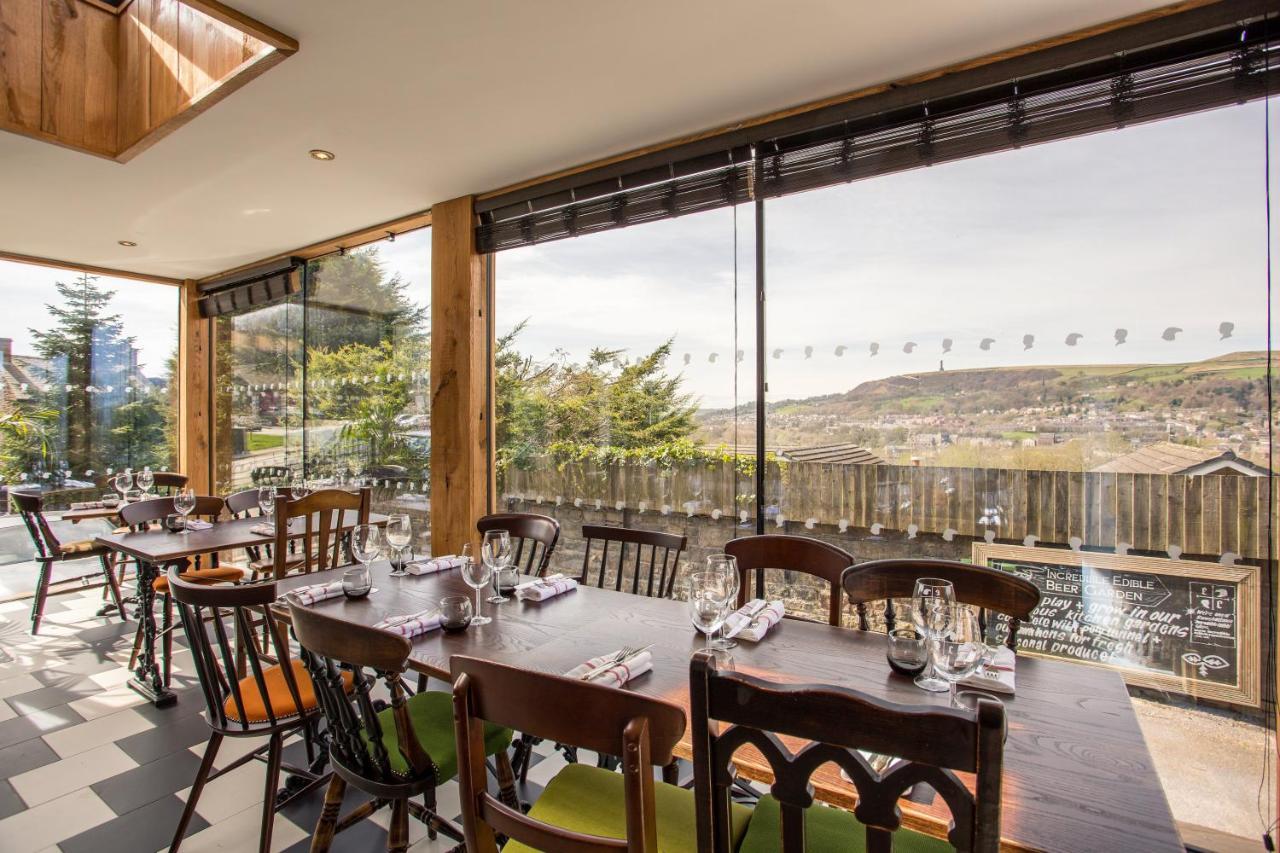 Eagle And Child, Ramsbottom Hotel บิวรี่ ภายนอก รูปภาพ