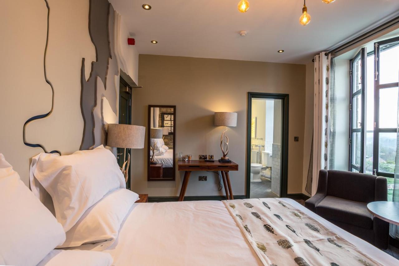 Eagle And Child, Ramsbottom Hotel บิวรี่ ภายนอก รูปภาพ
